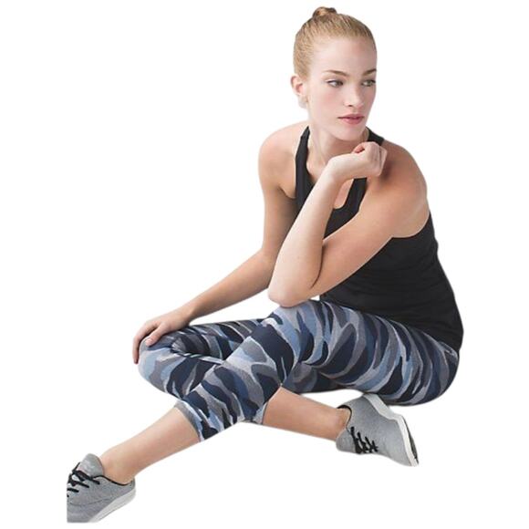 NEW Lululemon Wunder Under Crop III Mini Coast Camo Deep Navy Multi Size 2 - Picture 4 of 11